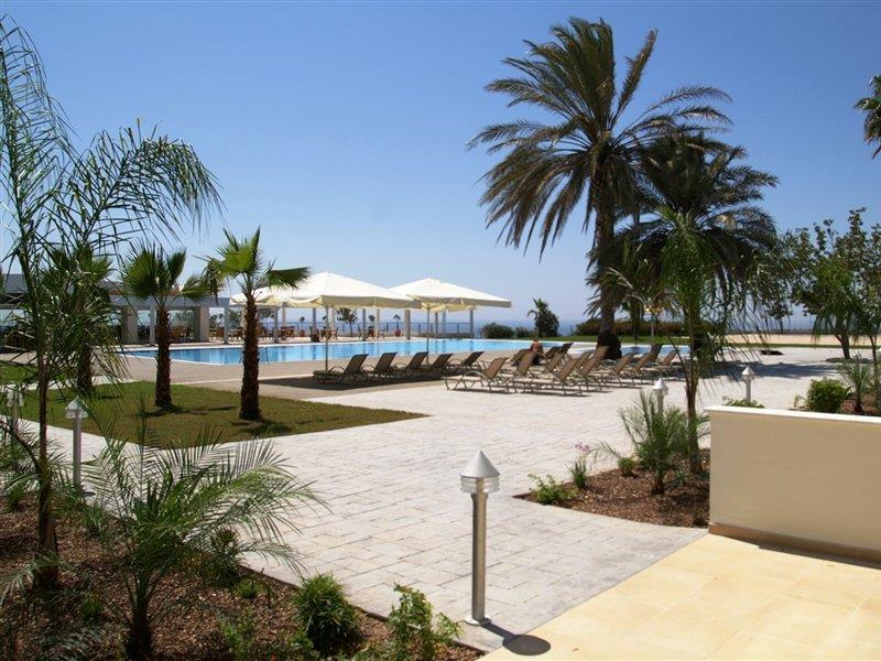 Royal Blue Hotel & Spa Geroskipou Bagian luar foto