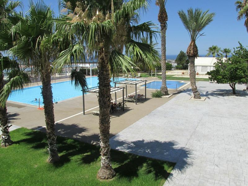 Royal Blue Hotel & Spa Geroskipou Bagian luar foto