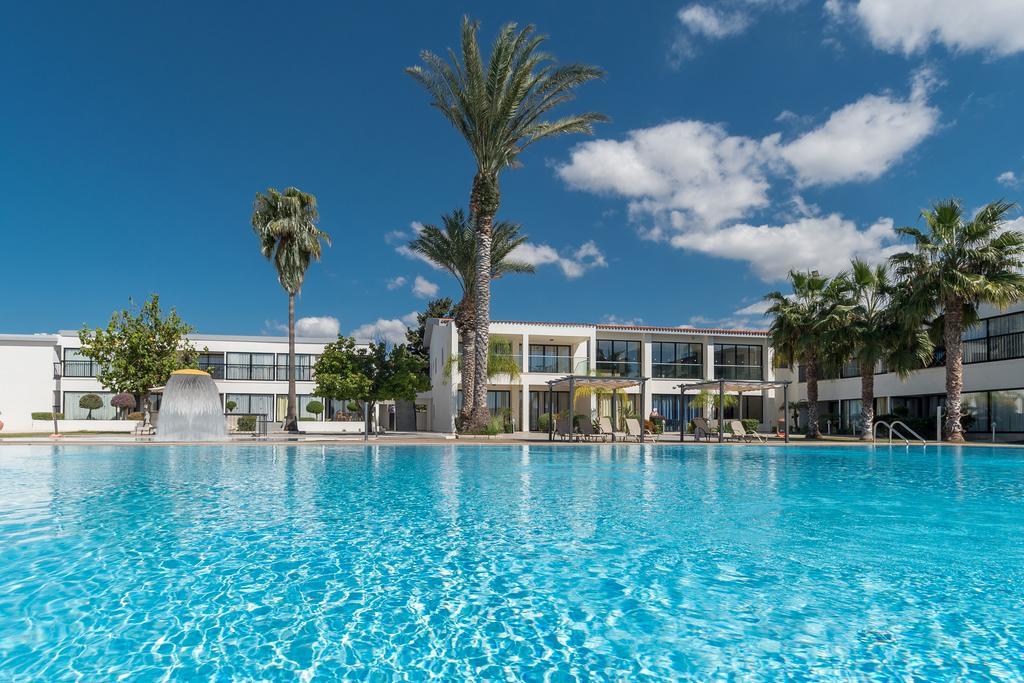 Royal Blue Hotel & Spa Geroskipou Bagian luar foto